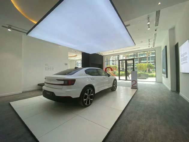 Polestar automotive pop-up with a vehicle display